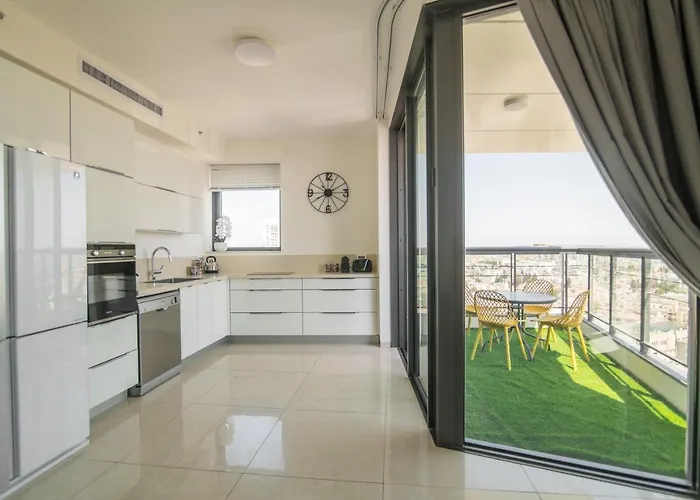 Gorgeous Design 3 BDR Appart - J Tower - Amazing View!